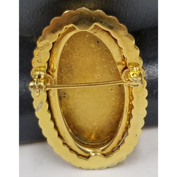 Vtg Victorian Style Oval Engraved Floral Signed  CI 1/20 14k Gold Filled Brooch - Picture 4 of 5